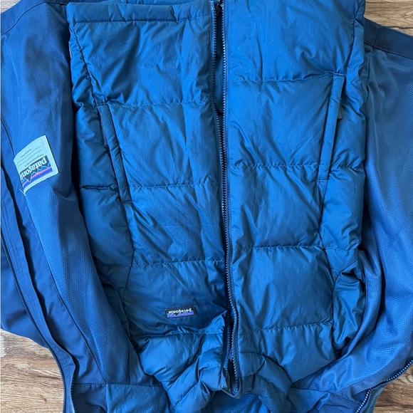 Patagonia Blue tres 3 in 1 boys coat Weather-Resistant Design - Picture 4 of 10